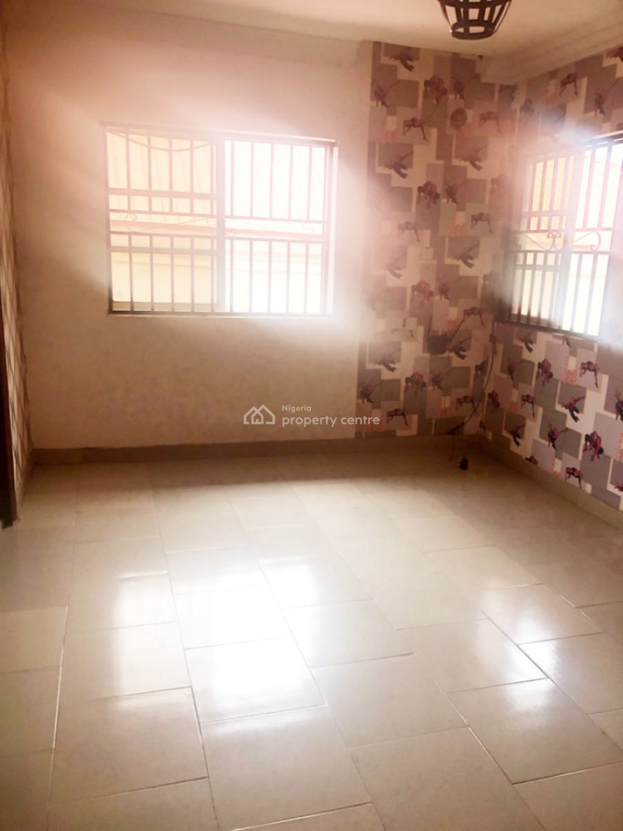a Well Maintained Spacious 3 Bedroom Flat, Gra Phase 1, Magodo, Lagos, Flat / Apartment for Rent