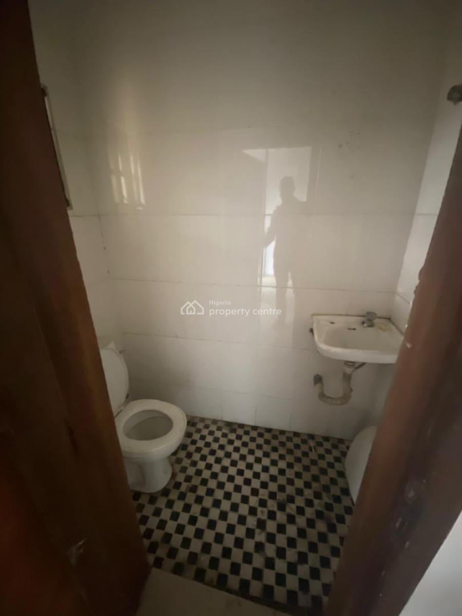 Very Spacious 1 Bedroom Flat with Excellent Facilities, Ogidan, Sangotedo, Ajah, Lagos, Mini Flat (room and Parlour) for Rent
