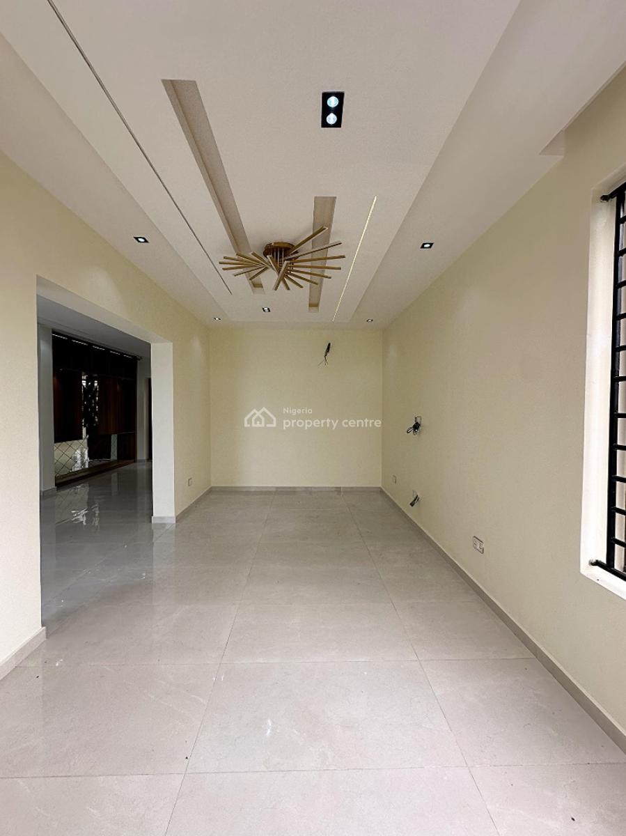 5 Bedroom Fully Detached, Ajah, Lagos, Detached Duplex for Sale