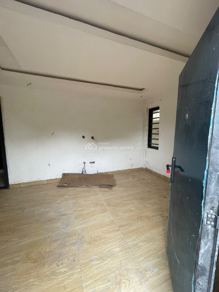 One Bedroom Apartment, Isheri, Gra Phase 1, Magodo, Lagos, Mini Flat (room and Parlour) for Sale