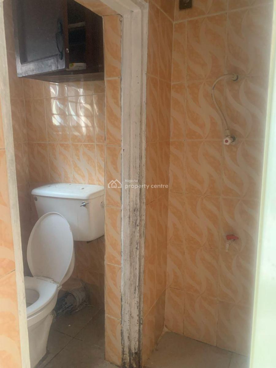 One Bedroom, Fola Agoro, Yaba, Lagos, Mini Flat (room and Parlour) for Rent