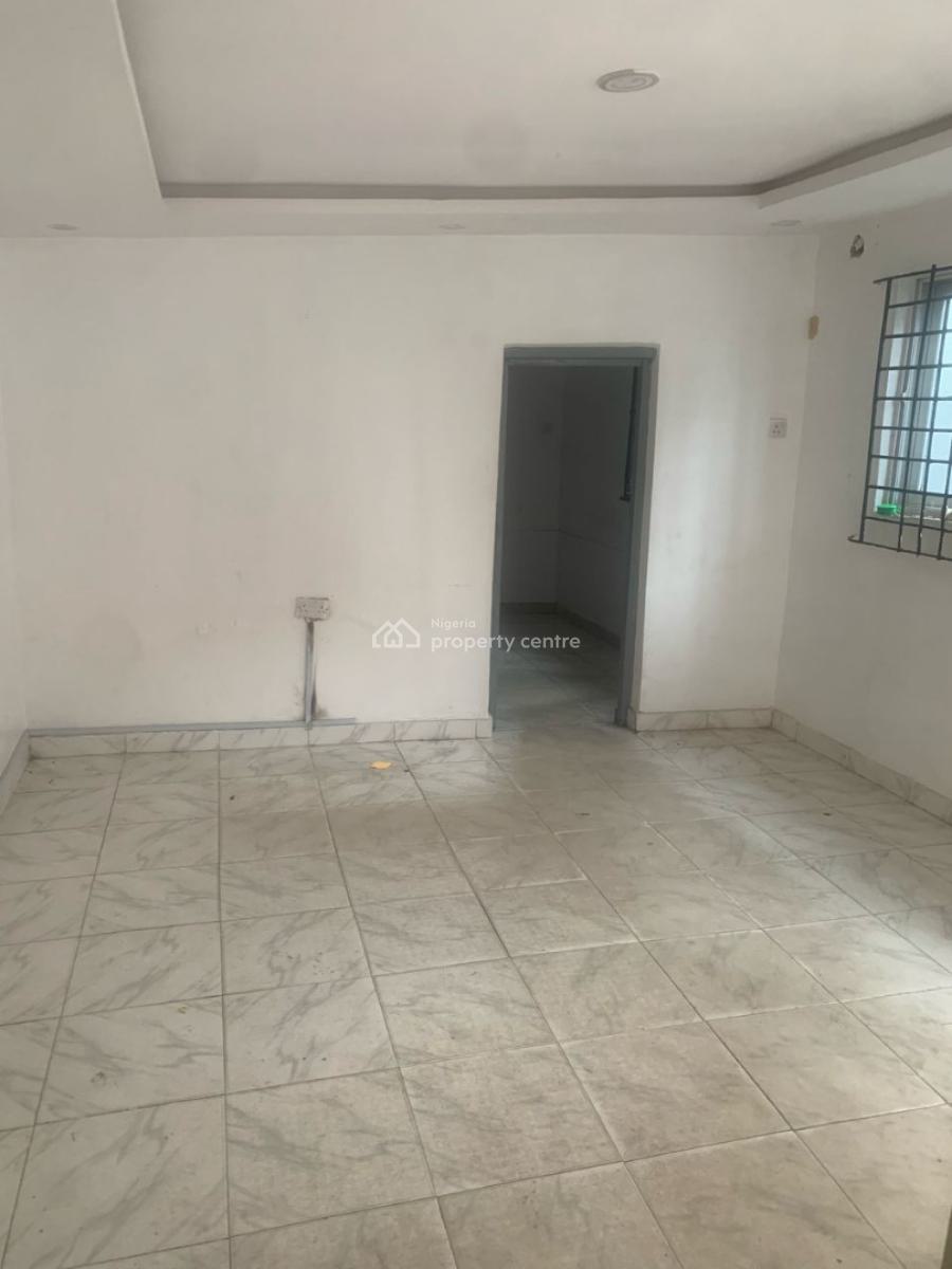 One Bedroom, Fola Agoro, Yaba, Lagos, Mini Flat (room and Parlour) for Rent