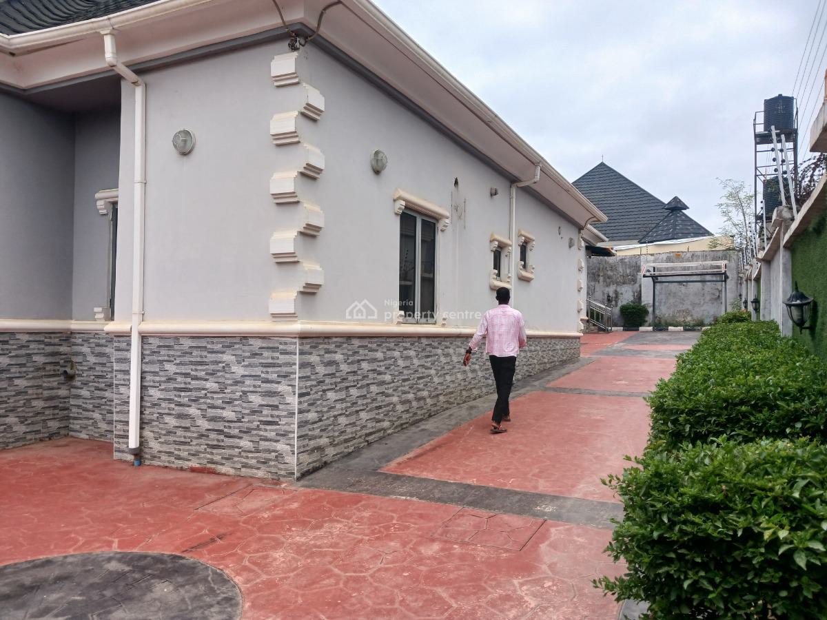 Standard 3-bedroom Bungalow, Queens Estate Gwarimpa Extension, Gwarinpa, Abuja, Flat / Apartment for Rent