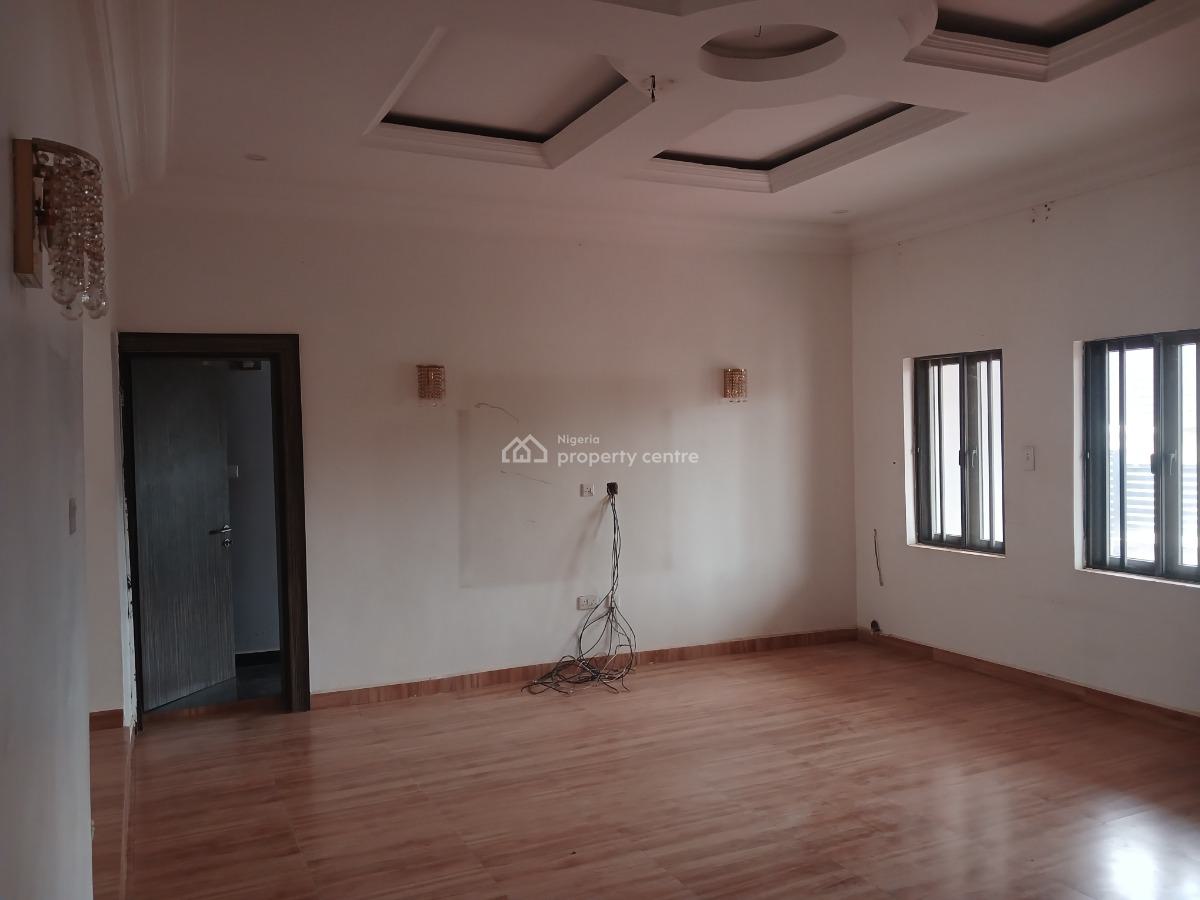 Standard 3-bedroom Bungalow, Queens Estate Gwarimpa Extension, Gwarinpa, Abuja, Flat / Apartment for Rent