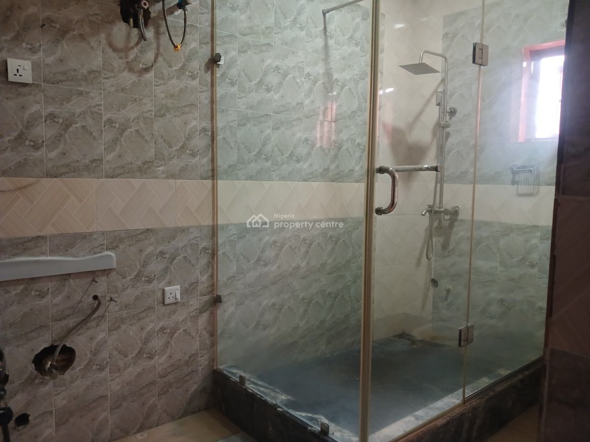 Standard 3-bedroom Bungalow, Queens Estate Gwarimpa Extension, Gwarinpa, Abuja, Flat / Apartment for Rent