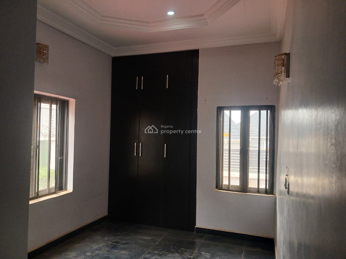Standard 3-bedroom Bungalow, Queens Estate Gwarimpa Extension, Gwarinpa, Abuja, Flat / Apartment for Rent