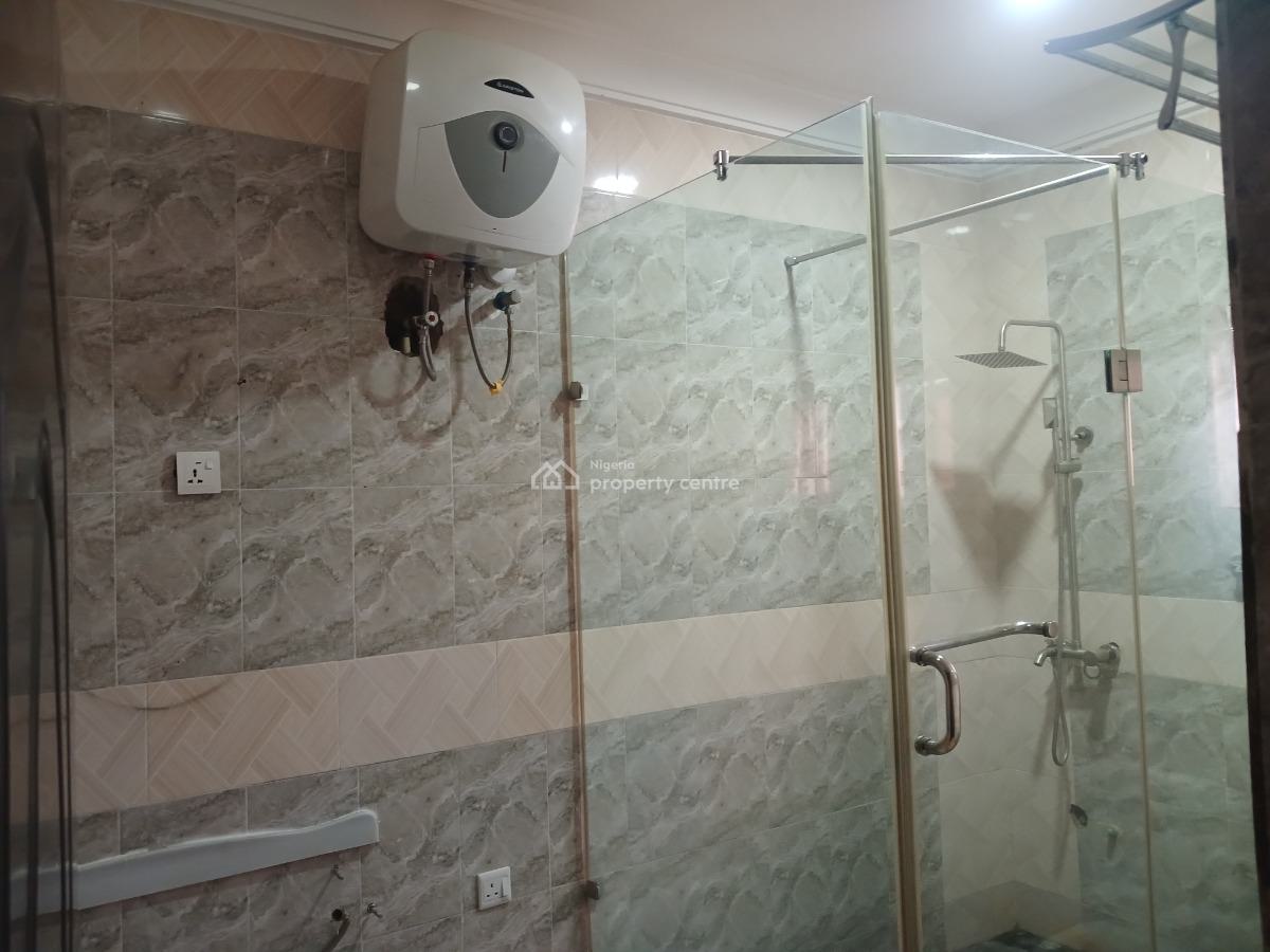 Standard 3-bedroom Bungalow, Queens Estate Gwarimpa Extension, Gwarinpa, Abuja, Flat / Apartment for Rent