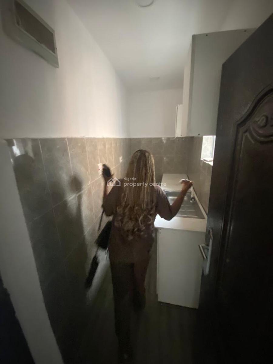 Luxury 1 Bedroom Apartment with Excellent Facilities, United Estate, Sangotedo, Ajah, Lagos, Mini Flat (room and Parlour) for Rent