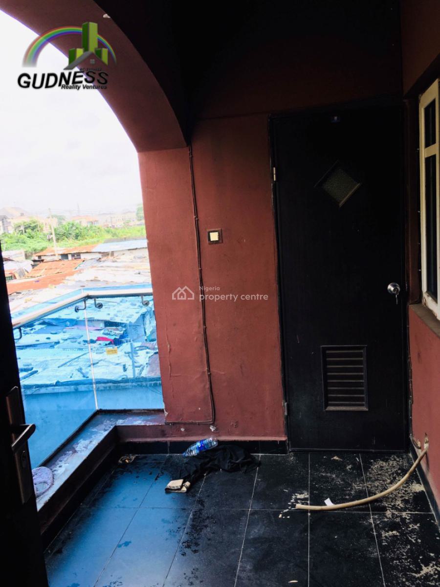 Spacious 2 Bedroom Flat, Mobile Road, Ilaje, Ajah, Lagos, Flat / Apartment for Rent