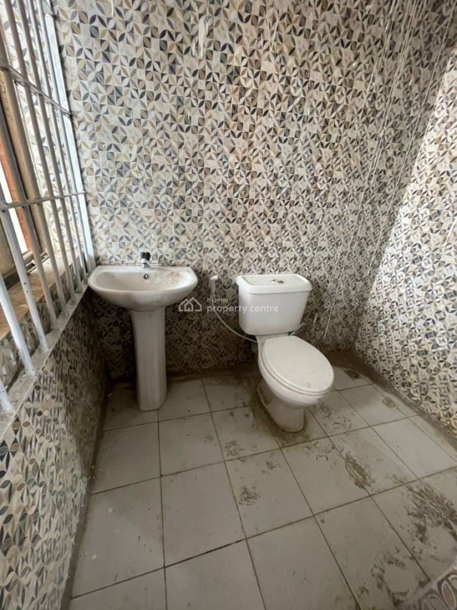 Newly Renovated & Spacious Miniflat Apartment,, Doyin Omololu Street, Alapere, Ketu, Lagos, Mini Flat (room and Parlour) for Rent