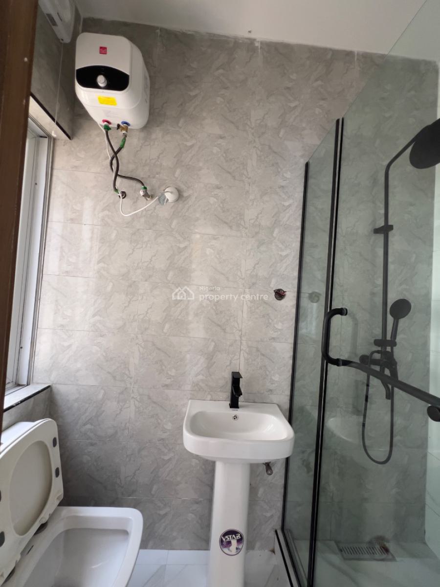 Exquisite 4bedroom Maisonette, Lekki Phase 1, Lekki, Lagos, Flat / Apartment for Rent