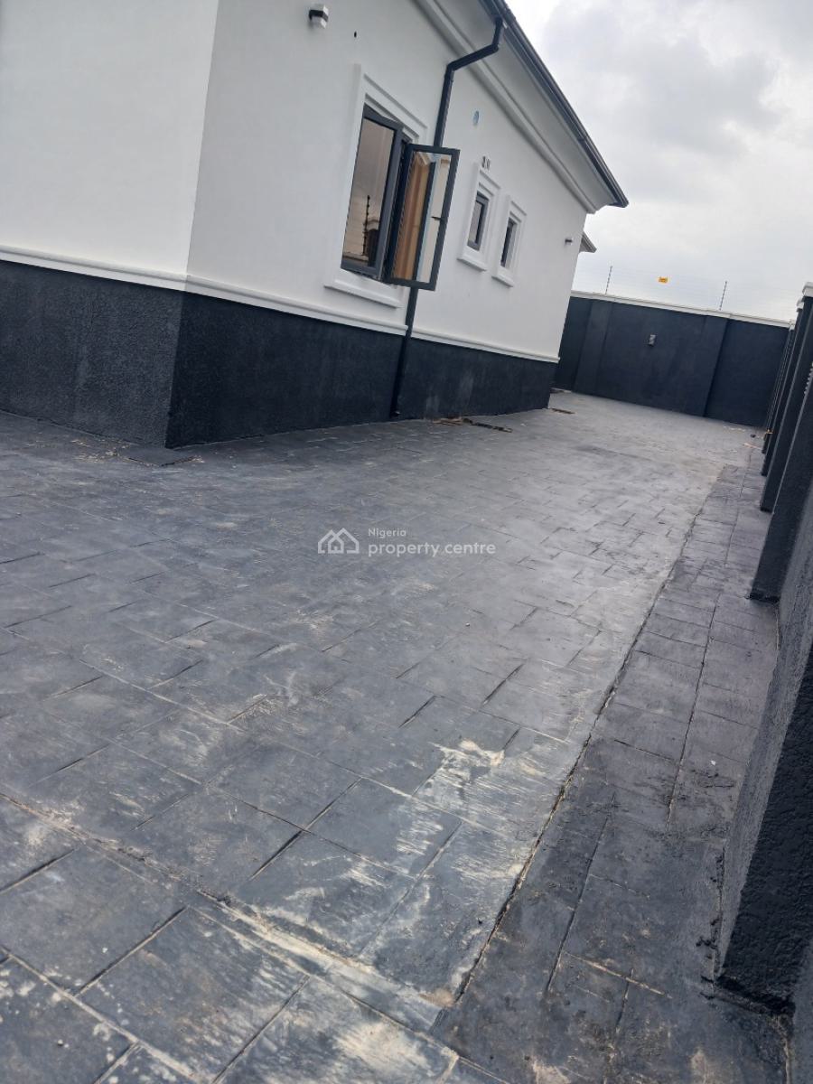 Spaciously Newly Built 3-bedroom Bungalow, Efab Verizon Estate, Gwarinpa, Abuja, Flat / Apartment for Rent