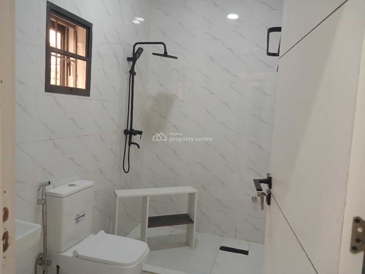 Spaciously Newly Built 3-bedroom Bungalow, Efab Verizon Estate, Gwarinpa, Abuja, Flat / Apartment for Rent