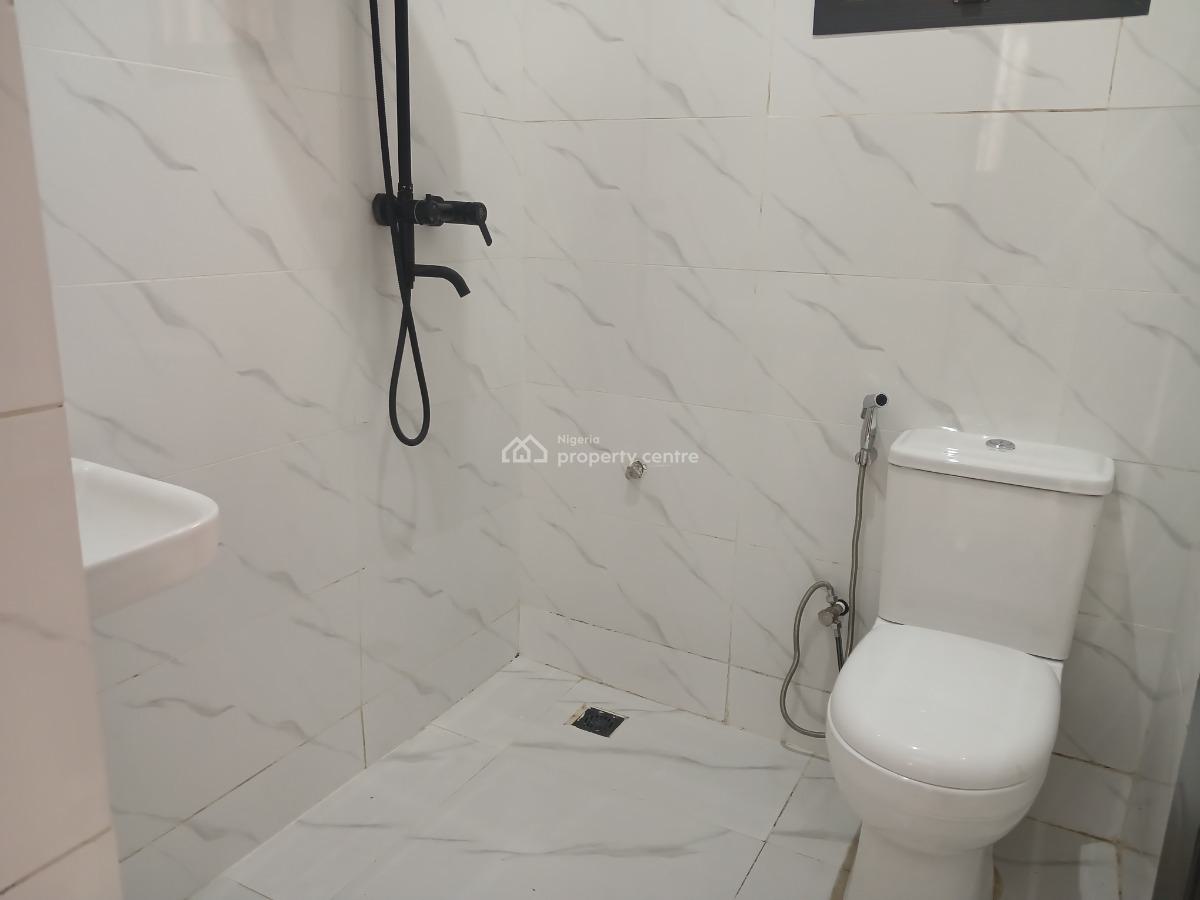 Standard Newly Built 1-bedroom, Efab Verizon Estate Gwarimpa Extension, Gwarinpa, Abuja, Flat / Apartment for Rent