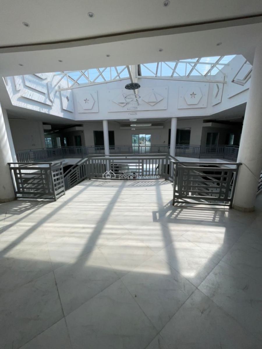 Shop Or an Office Space, Ajah, Lagos, Commercial Property for Rent