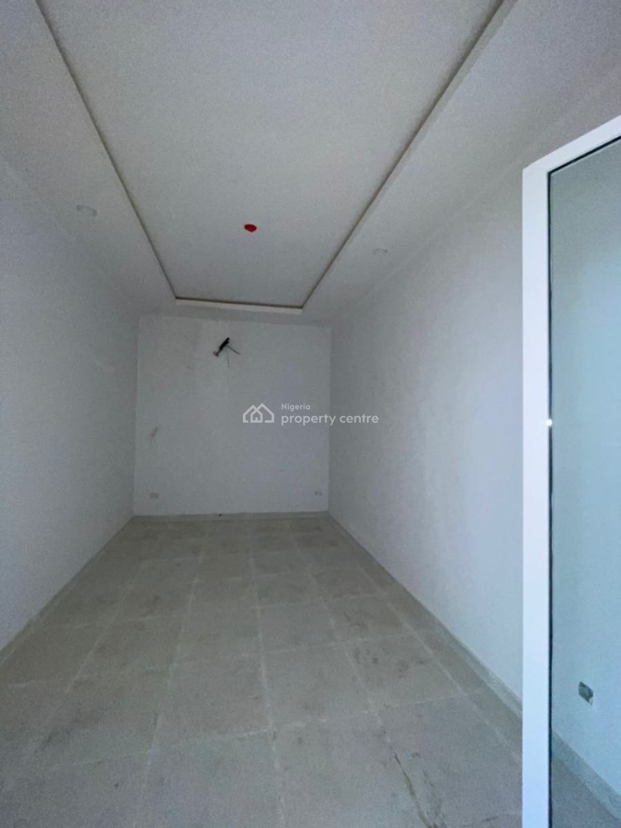 Shop Or an Office Space, Ajah, Lagos, Commercial Property for Rent