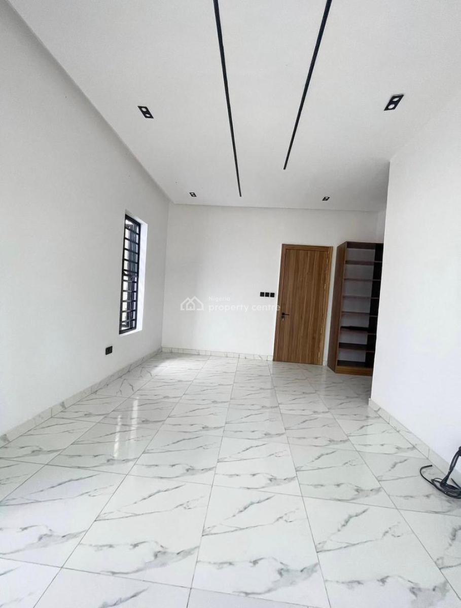 Luxury 4bedroom, Ikota, Lekki, Lagos, Semi-detached Duplex for Rent