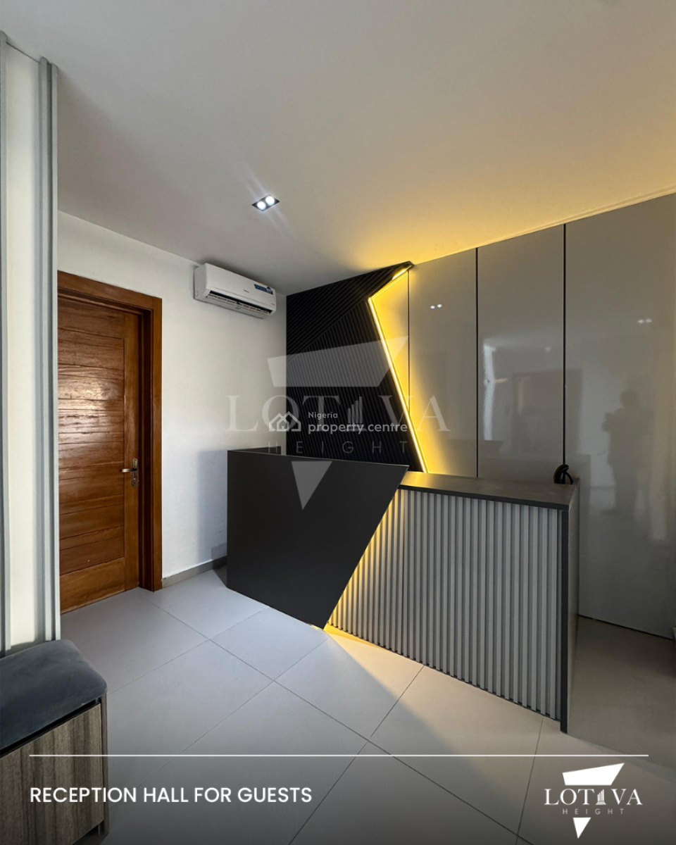 Spacious 3-bedroom Fully Apartment + Pool, Lekki Phase 1, Lekki, Lagos, Flat / Apartment for Sale