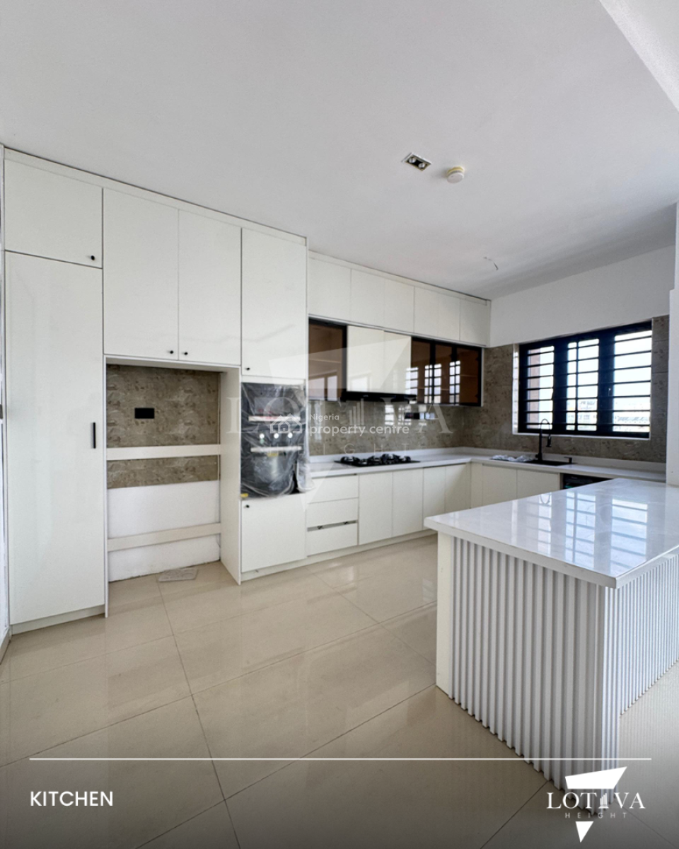 Spacious 3-bedroom Fully Apartment + Pool, Lekki Phase 1, Lekki, Lagos, Flat / Apartment for Sale