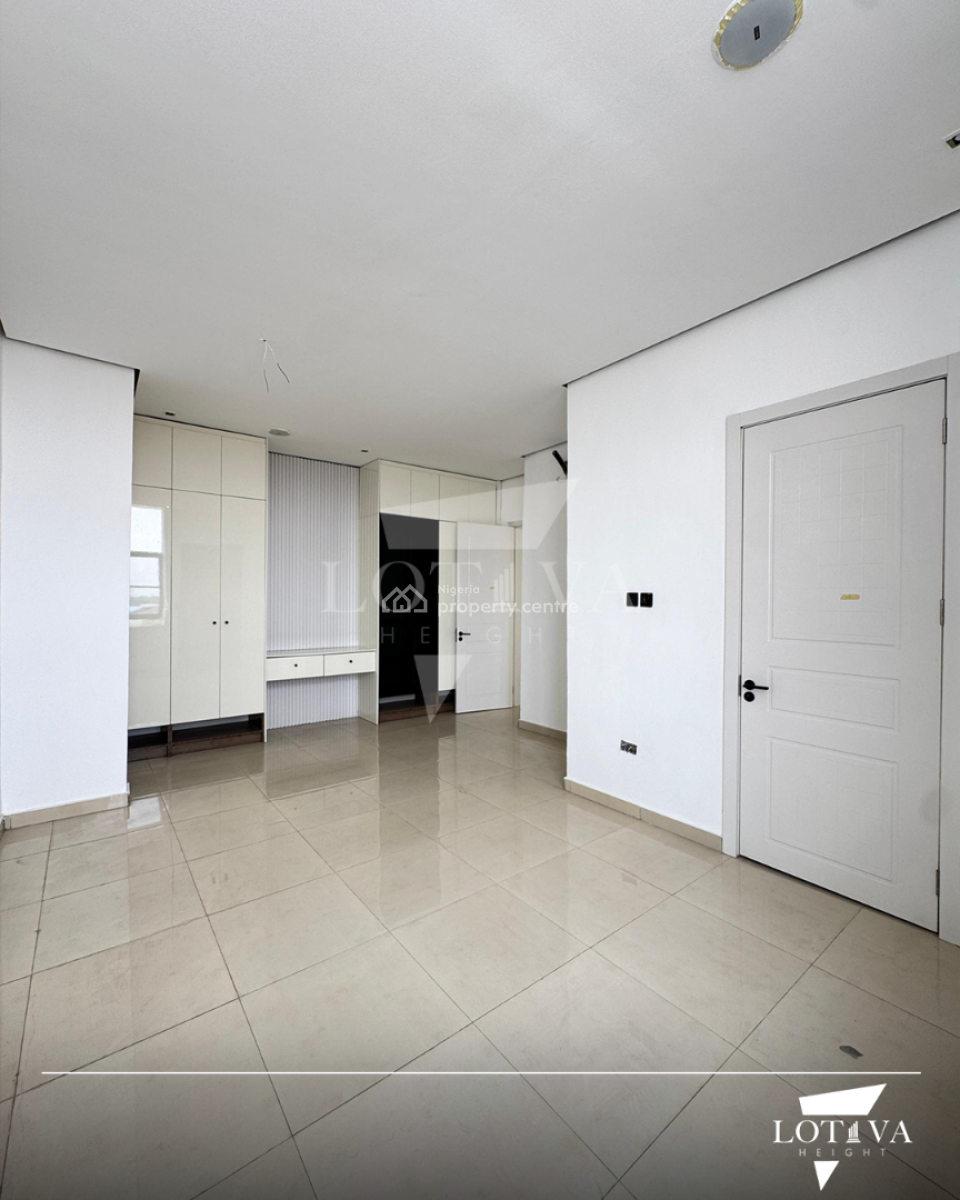 Spacious 3-bedroom Fully Apartment + Pool, Lekki Phase 1, Lekki, Lagos, Flat / Apartment for Sale