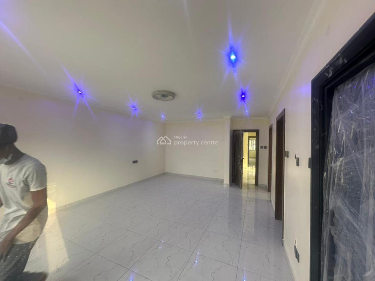 Well Renovated Four Bedroom Semi Detached House with Bq., Oniru, Victoria Island (vi), Lagos, Semi-detached Duplex for Sale