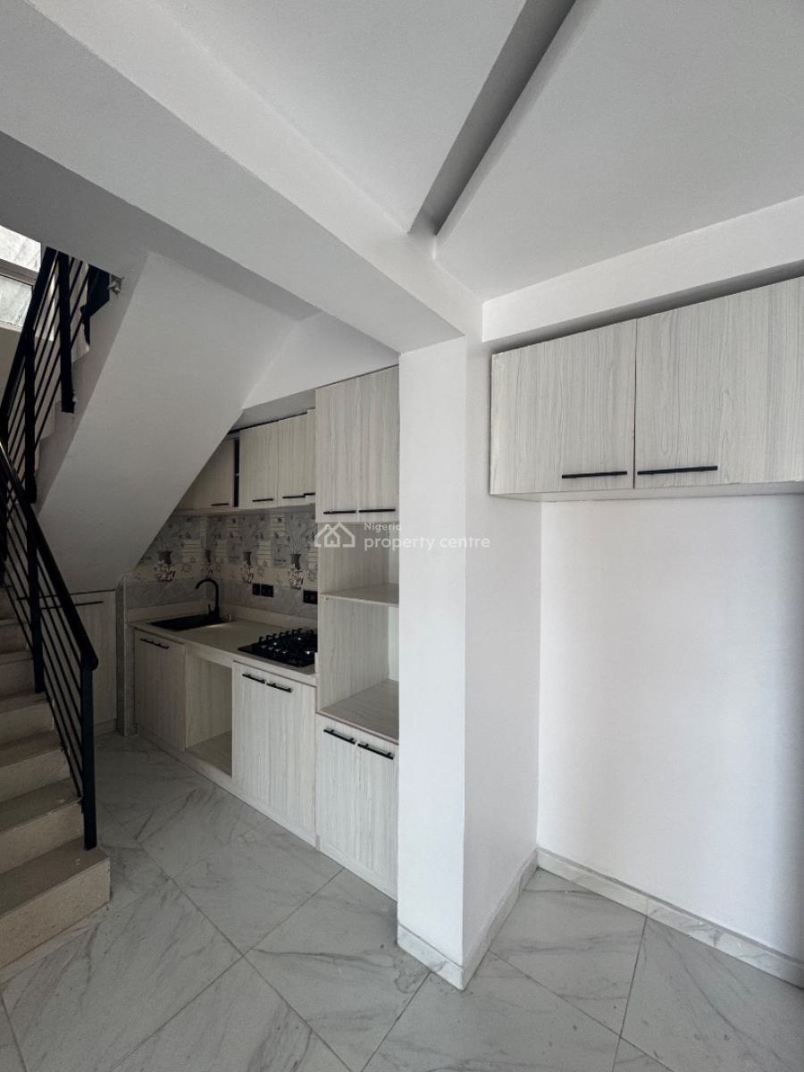 a Luxury Fully Serviced 2 Bedroom Maisonette, Off Freedom Way, Lekki Phase 1, Lekki, Lagos, Flat / Apartment for Rent