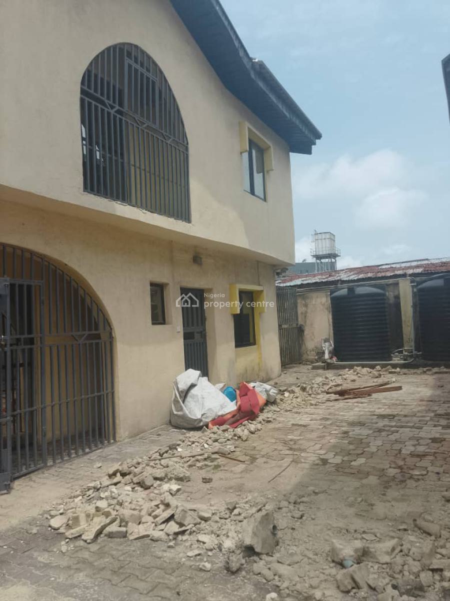 4 Bedroom Duplex (commercial) in Lekki, Lekki, Lagos, Commercial Property for Rent