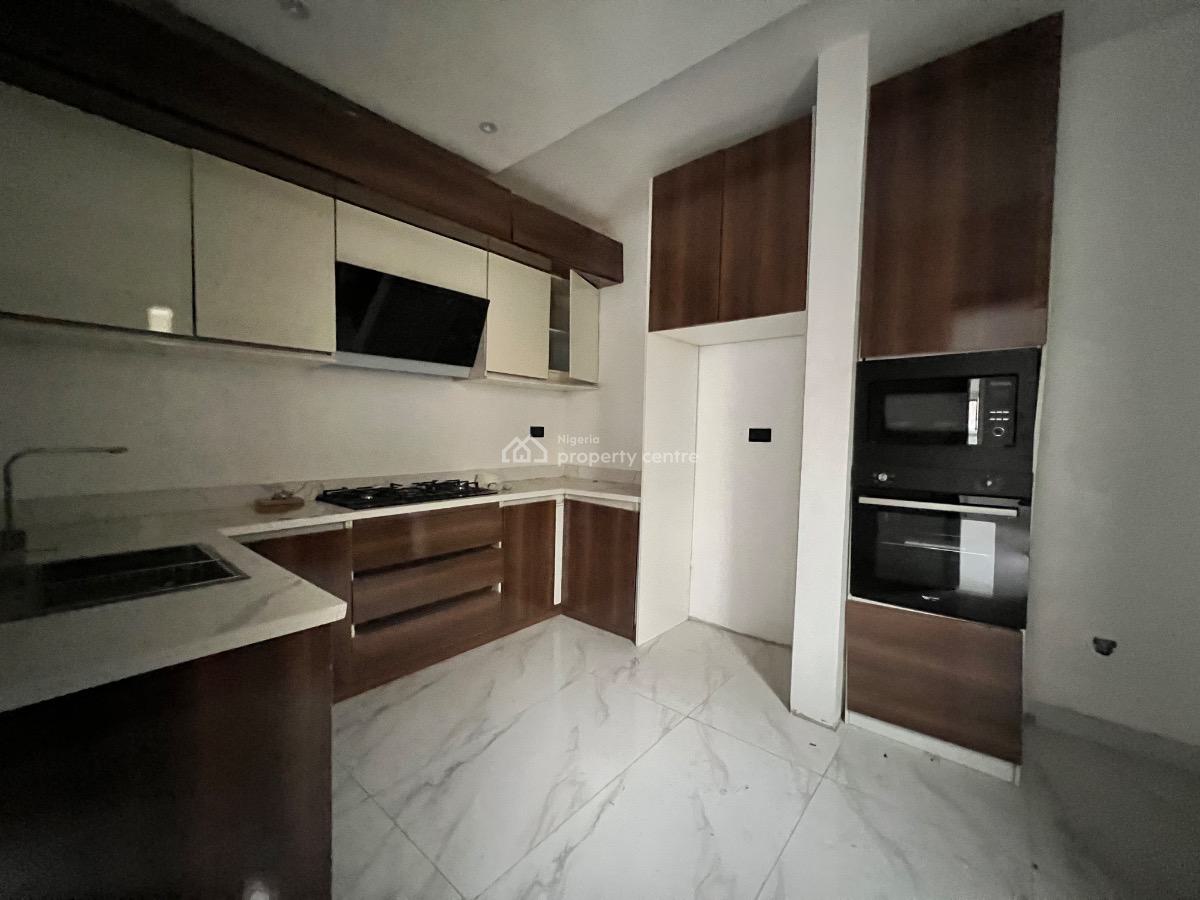 Newly Built 2 Bedroom Serviced Apartment with Fitted Kitchen, Lekki Phase 1, Lekki, Lagos, Flat / Apartment for Sale