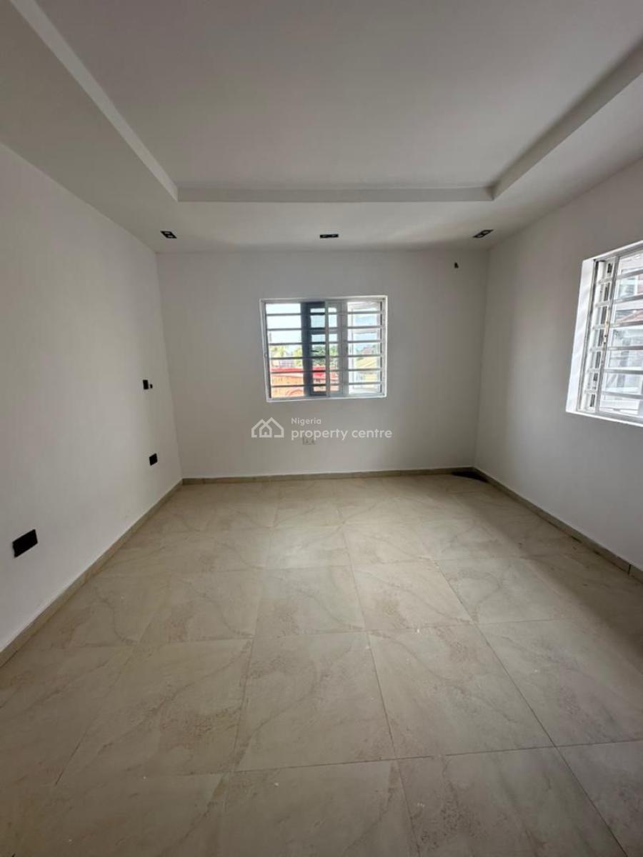 2bedroom Flat at Lekki Phase 1, Off Admiralty Way Lekki Phase 1, Lekki Phase 1, Lekki, Lagos, Flat / Apartment for Rent