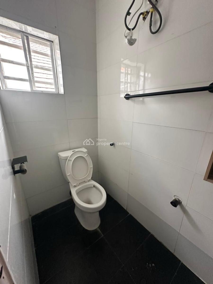 2bedroom Flat at Lekki Phase 1, Off Admiralty Way Lekki Phase 1, Lekki Phase 1, Lekki, Lagos, Flat / Apartment for Rent