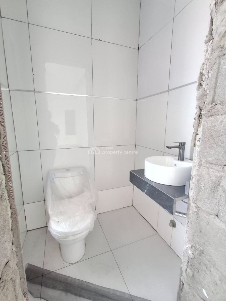 2bedroom Apartment, in a Secured Estate, Ikate Elegushi, Lekki, Lagos, Flat / Apartment for Sale