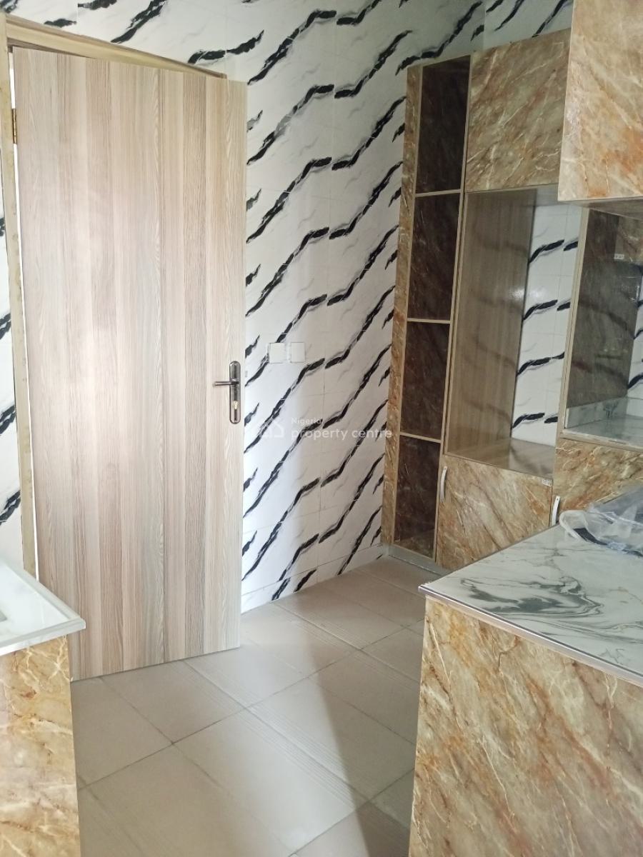 Brand New 2 Bedroom Flat, Mobile Road Ajah, Ilaje, Ajah, Lagos, Block of Flats for Sale