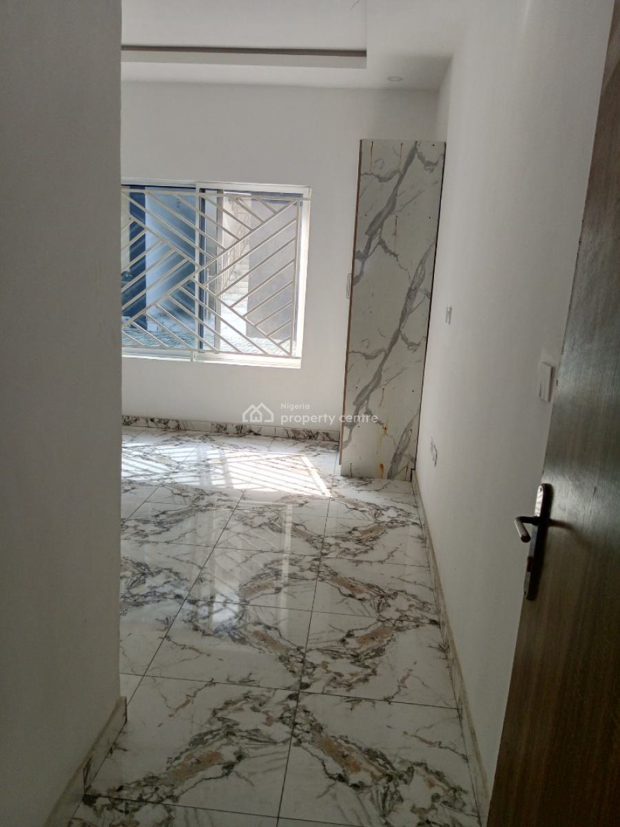 Brand New 2 Bedroom Flat with Bq, Mobile Road Ajah, Ilaje, Ajah, Lagos, Block of Flats for Sale
