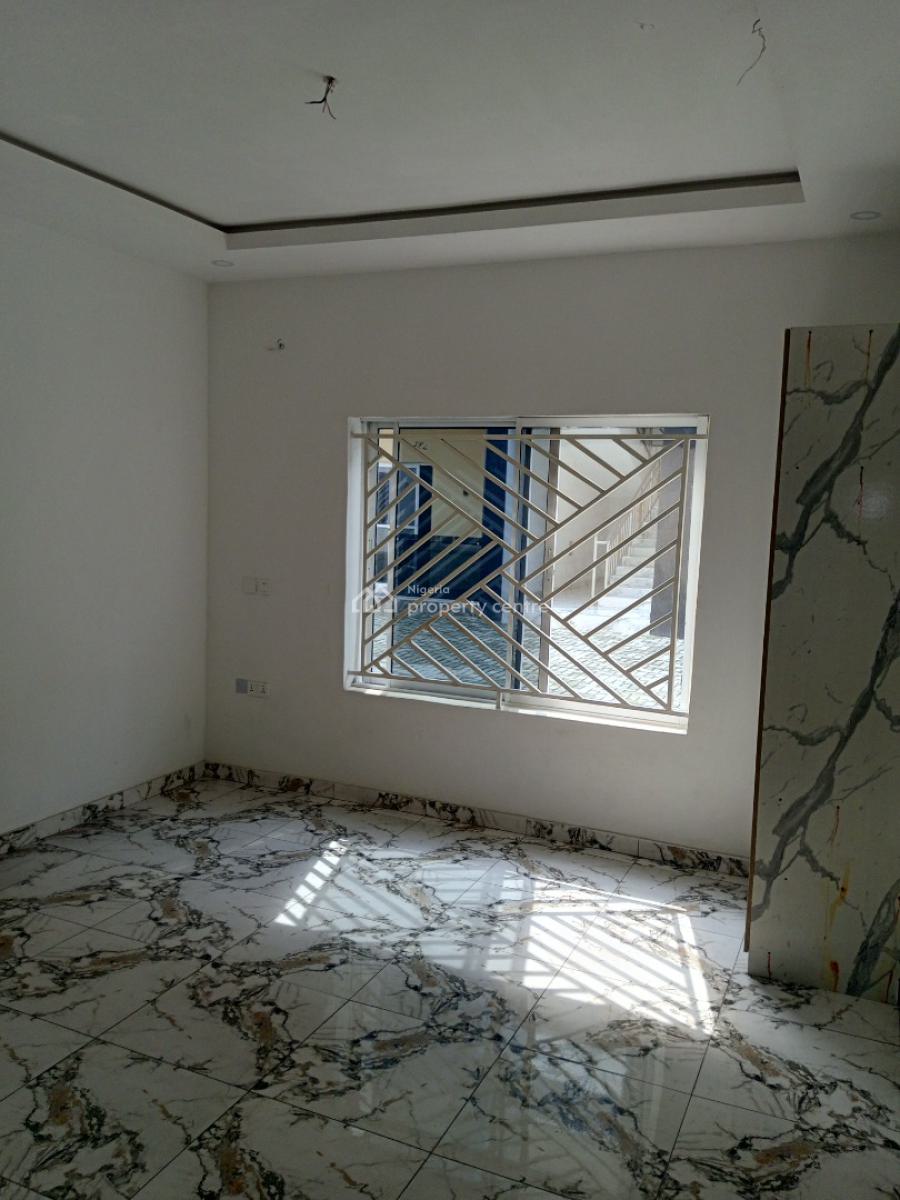 Brand New 2 Bedroom Flat with Bq, Mobile Road Ajah, Ilaje, Ajah, Lagos, Block of Flats for Sale