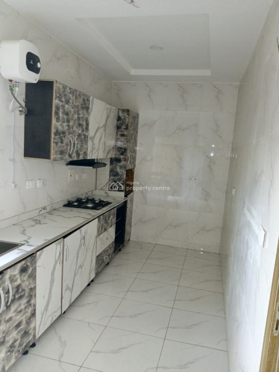 Brand New 2 Bedroom Flat with Bq, Mobile Road Ajah, Ilaje, Ajah, Lagos, Block of Flats for Sale