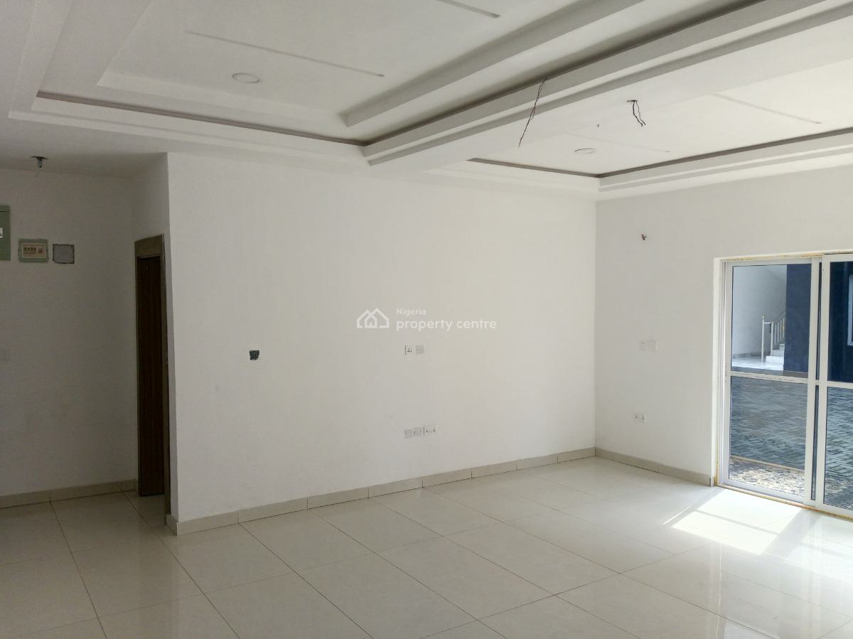 Brand New 2 Bedroom Flat with Bq, Mobile Road Ajah, Ilaje, Ajah, Lagos, Block of Flats for Sale