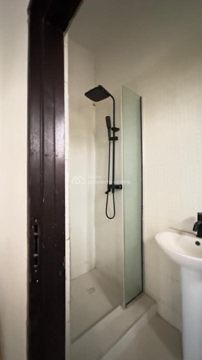 New Starp Ensuit 2 Bedroom Spacious (serviced Apt) Available 12units, Osapa London, Lekki Lagos, Lekki, Lagos, Flat / Apartment for Rent