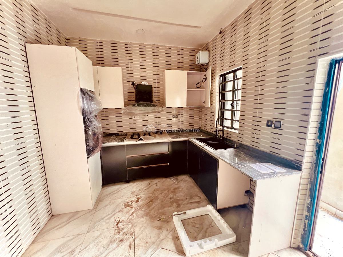 Luxury 3 Bedroom Flats in Lekki, Ologolo, Lekki, Lagos, Flat / Apartment for Sale