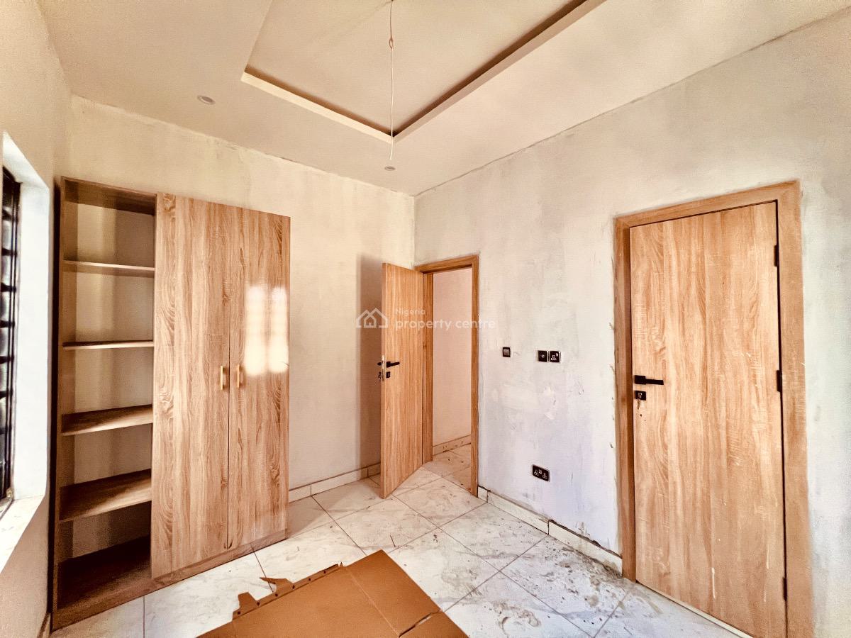 Luxury 3 Bedroom Flats in Lekki, Ologolo, Lekki, Lagos, Flat / Apartment for Sale