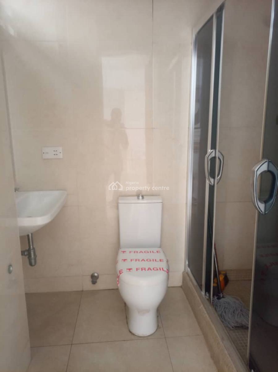 Spacious Cozy 3bedroom Terrace Duplex, Pinnock Beach Estate, Osapa, Lekki, Lagos, Terraced Duplex for Rent
