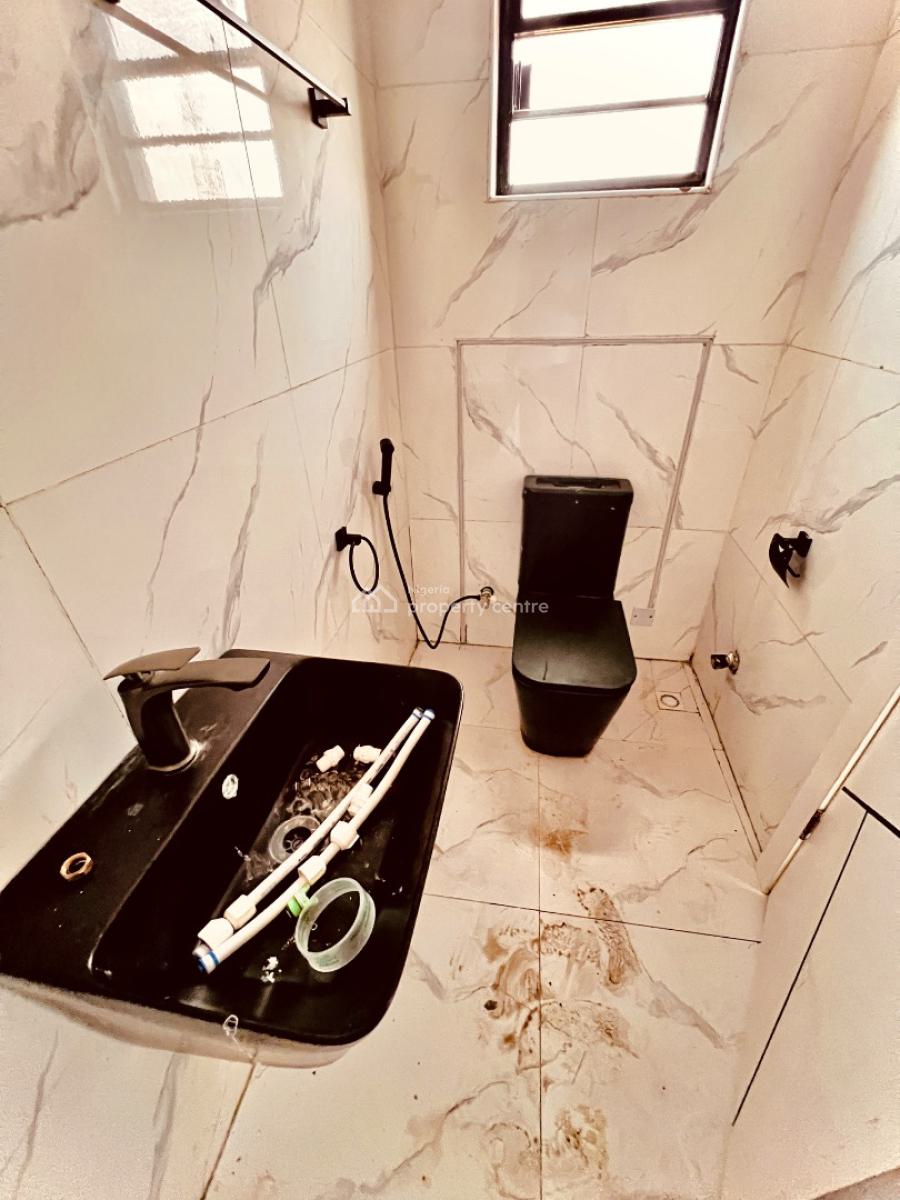 Newly Built Luxury 2bed Flats Apartments, Igbo Efon, Ologolo, Lekki, Lagos, Flat / Apartment for Sale