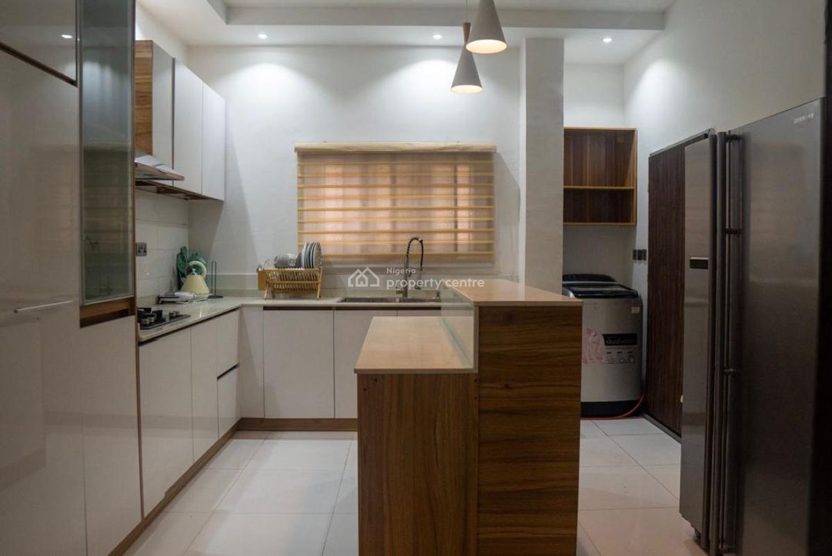 Standard Luxury Furnished 3bedroom Apartment with Snookers, Inverter, Lekki Phase 1, Lekki, Lagos, Lekki Phase 1, Lekki, Lagos, Flat / Apartment for Rent