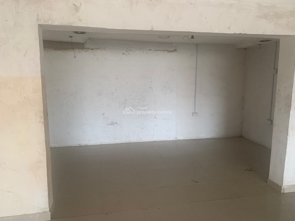 Commercial Space Measuring 500sqm on The First Floor, Agege, Lagos, Commercial Property for Rent