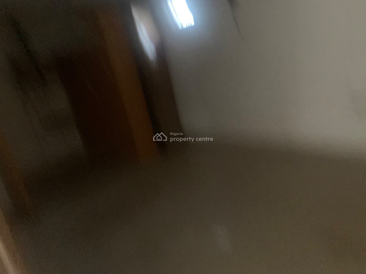 Commercial Space Measuring 500sqm on The First Floor, Agege, Lagos, Commercial Property for Rent