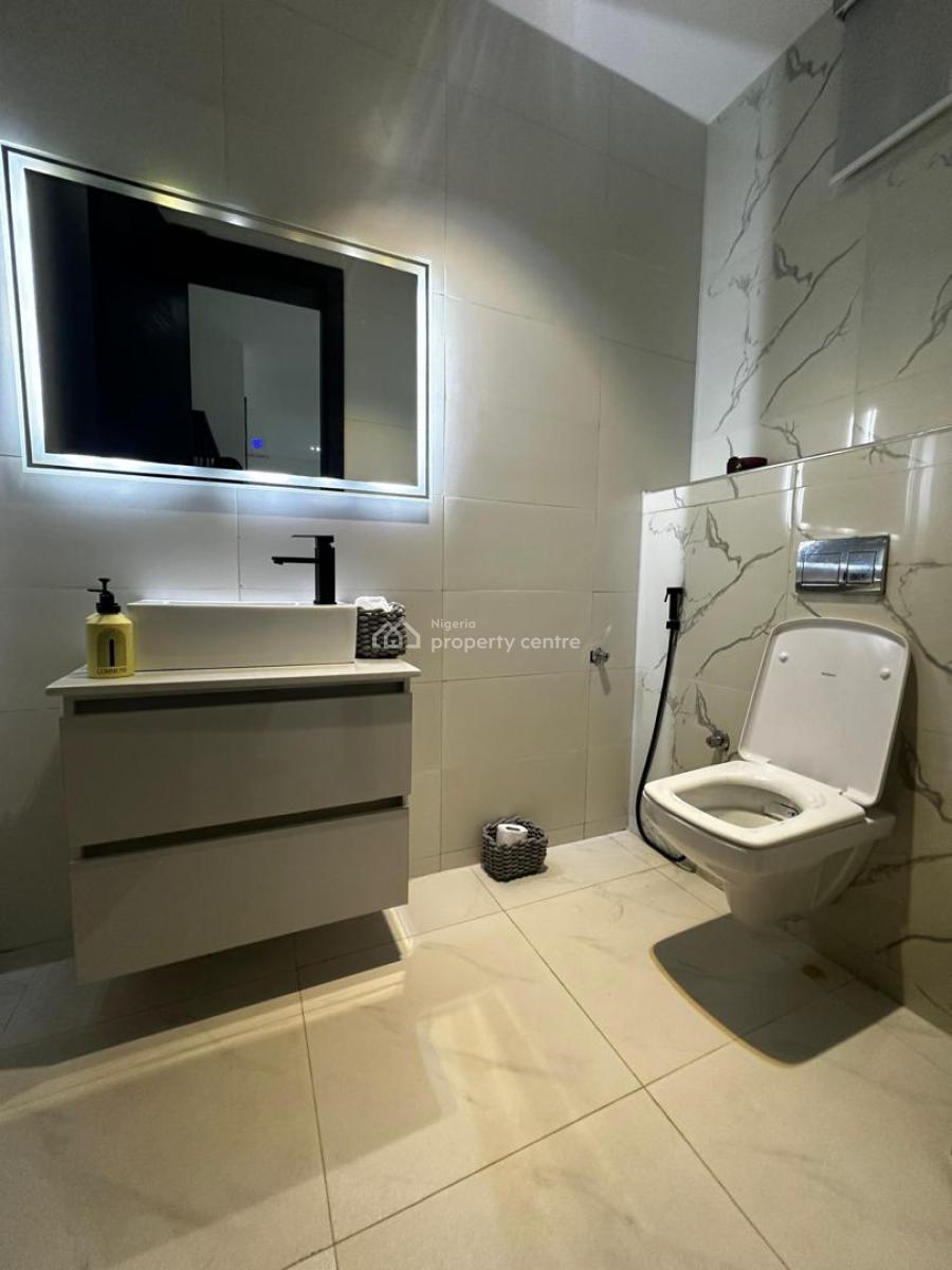 3 Bedroom Apartment with Bq, Off Omorinre Johnson, Lekki Phase 1, Lekki Phase 1, Lekki, Lagos, House for Sale