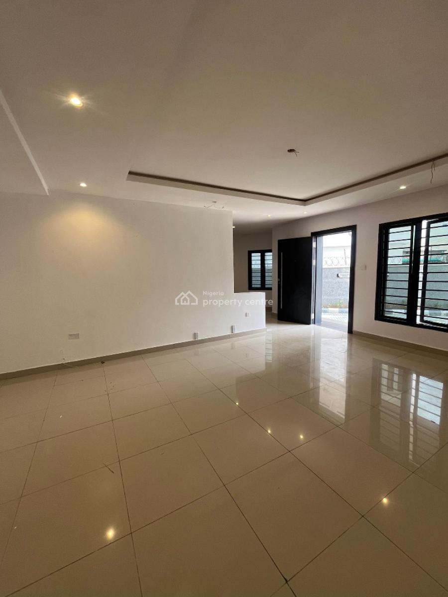 1 Bedroom Apartment, Lekki Phase 1, Lekki, Lagos, Flat / Apartment for Sale