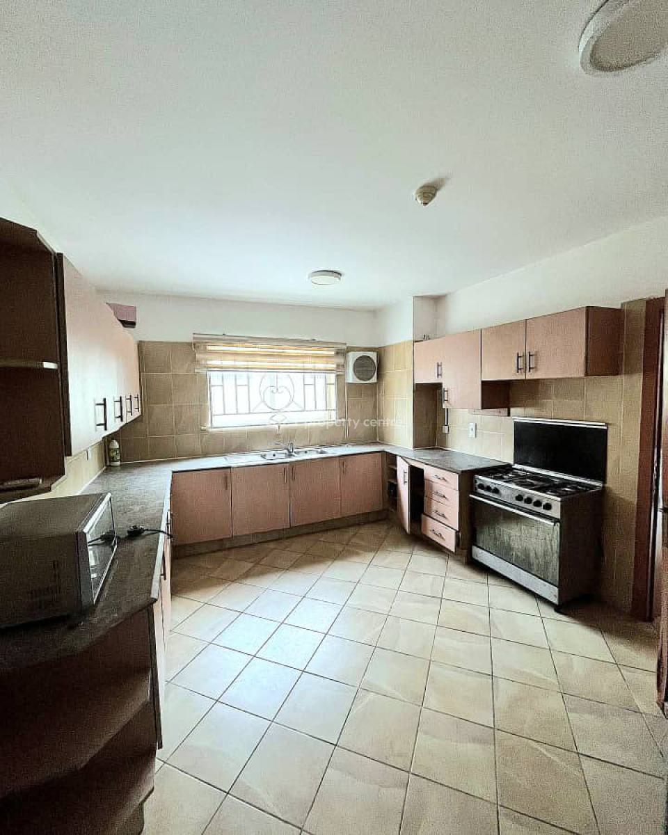 Luxury 3 Bedroom Apartment with Bq & Pool, Right Side, Lekki Phase 1, Lekki, Lagos, Flat / Apartment for Sale