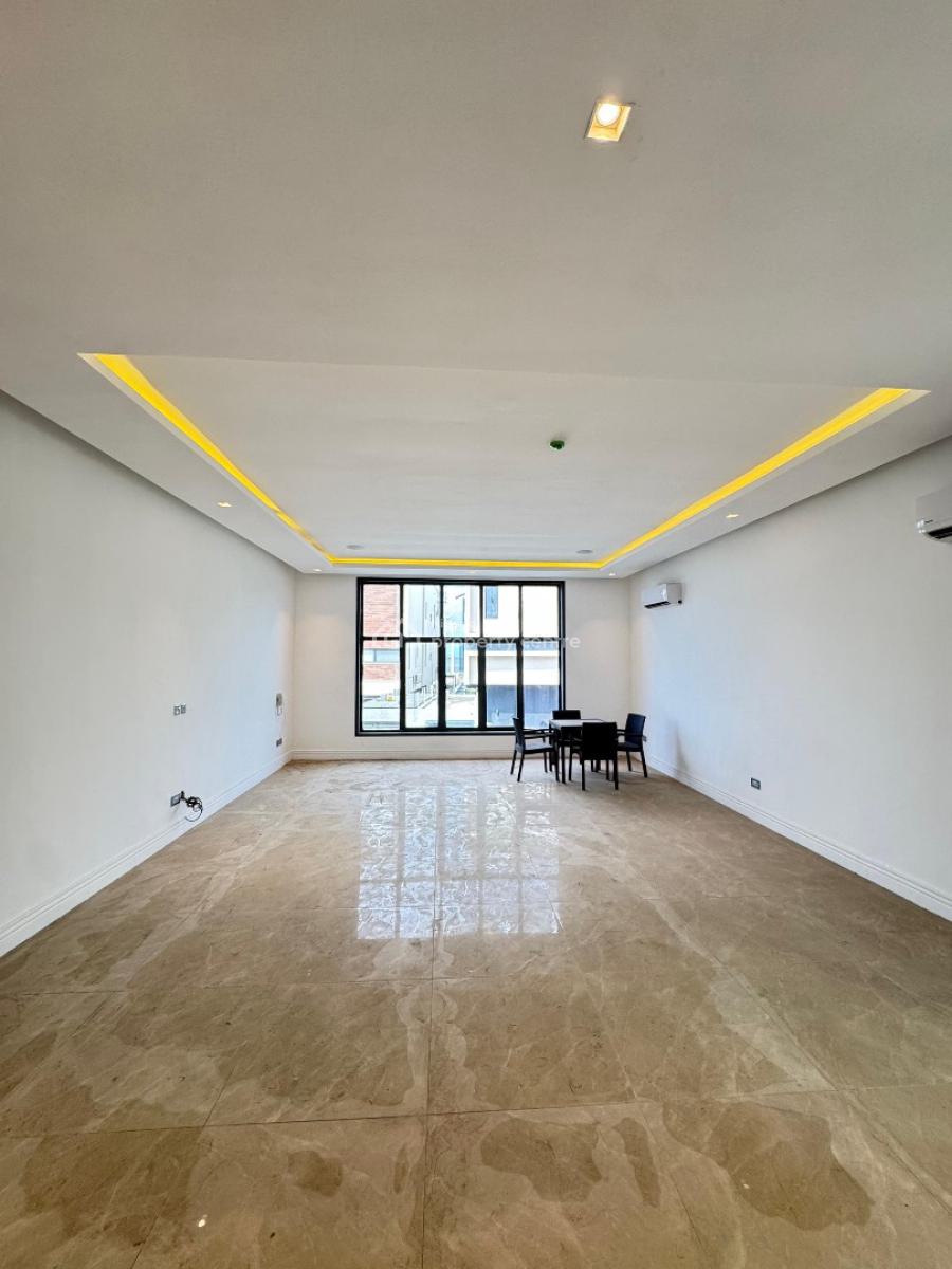 Exquisitely Detailed 5 Semi Detached with  Water View and Pool, Banana Island, Ikoyi, Lagos, Semi-detached Duplex for Sale