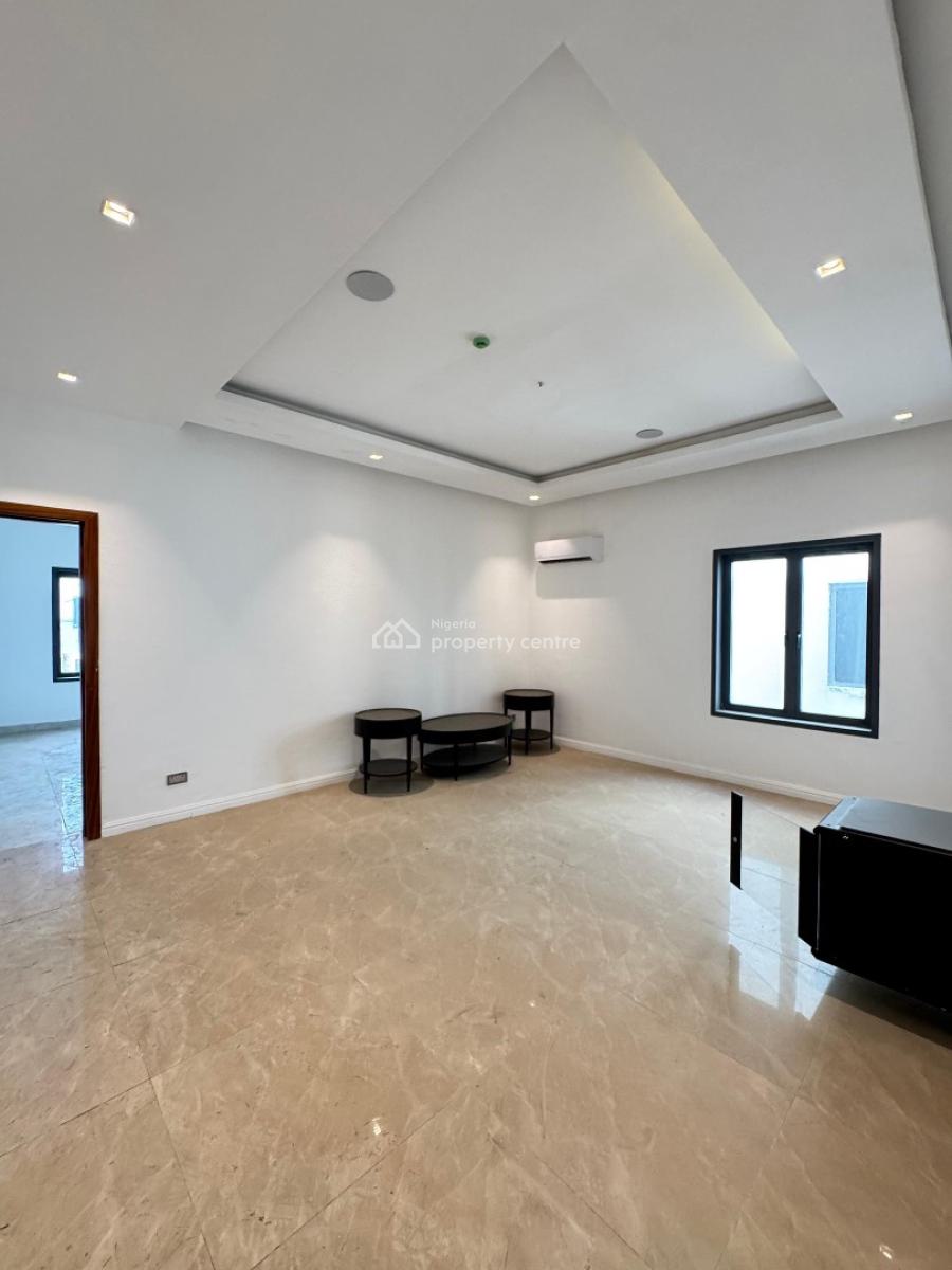 Exquisitely Detailed 5 Semi Detached with  Water View and Pool, Banana Island, Ikoyi, Lagos, Semi-detached Duplex for Sale