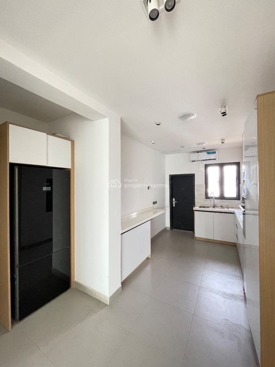 Well Built 3 Bedroom Apartment with Bq, Onikoyi, Ikoyi, Lagos, Flat / Apartment for Rent
